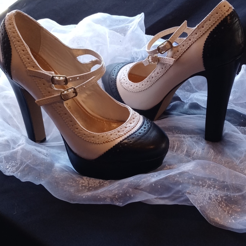 Lauren Conrad heels